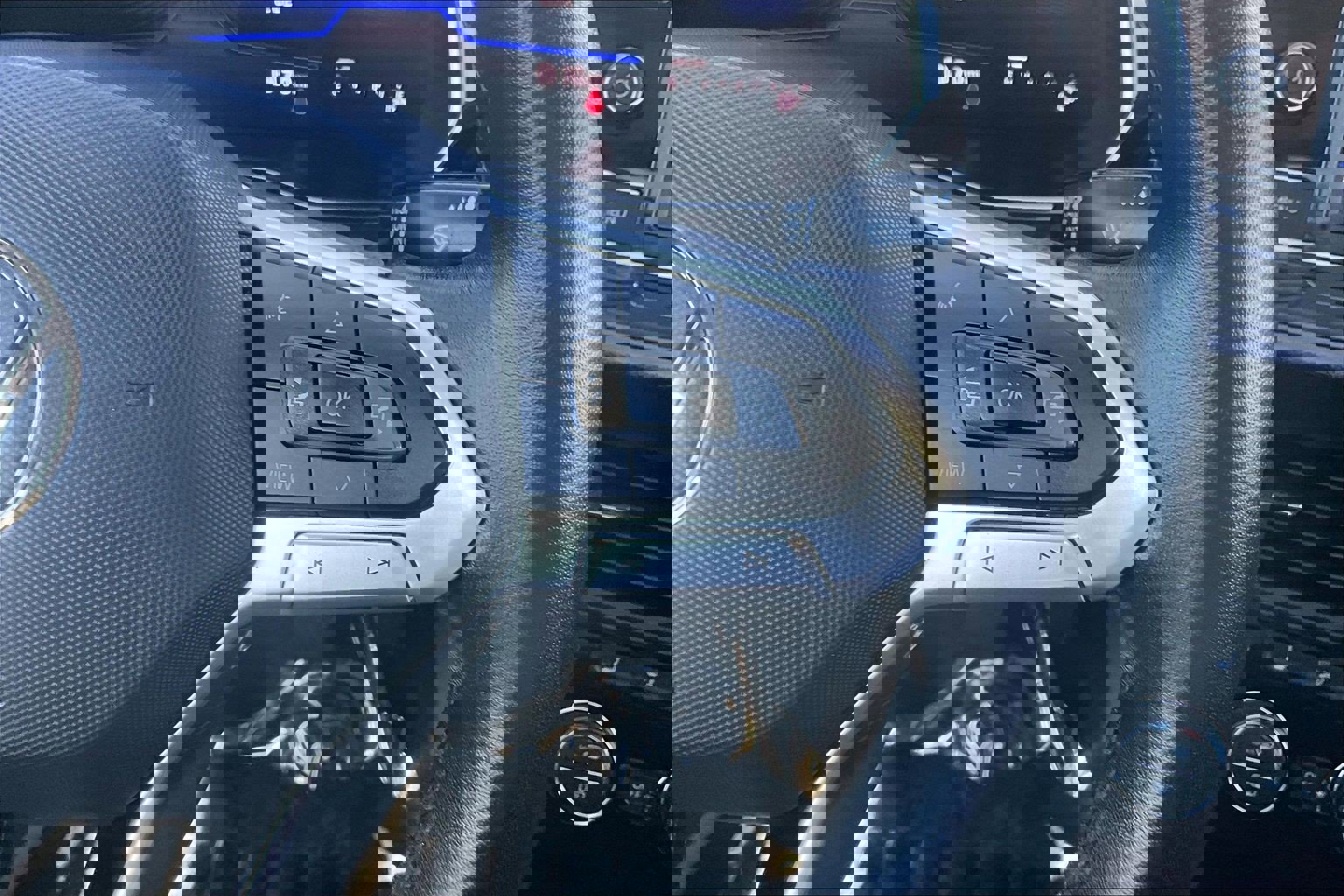 Used 2024 Volkswagen Jetta SE image 17