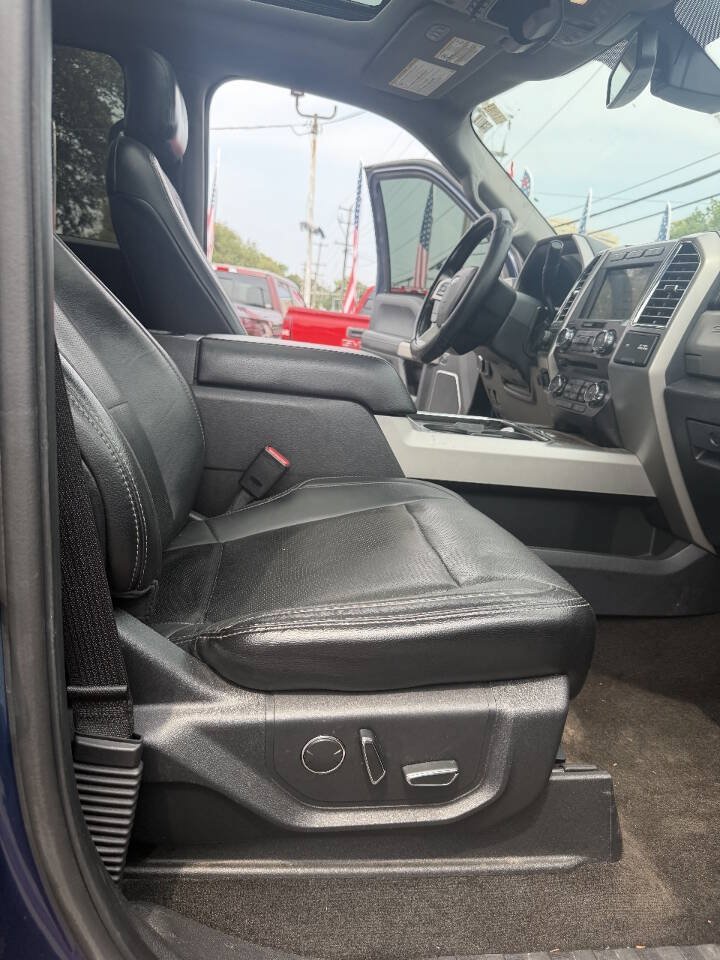 Used 2017 Ford F350 Lariat AWD/4WD image 5