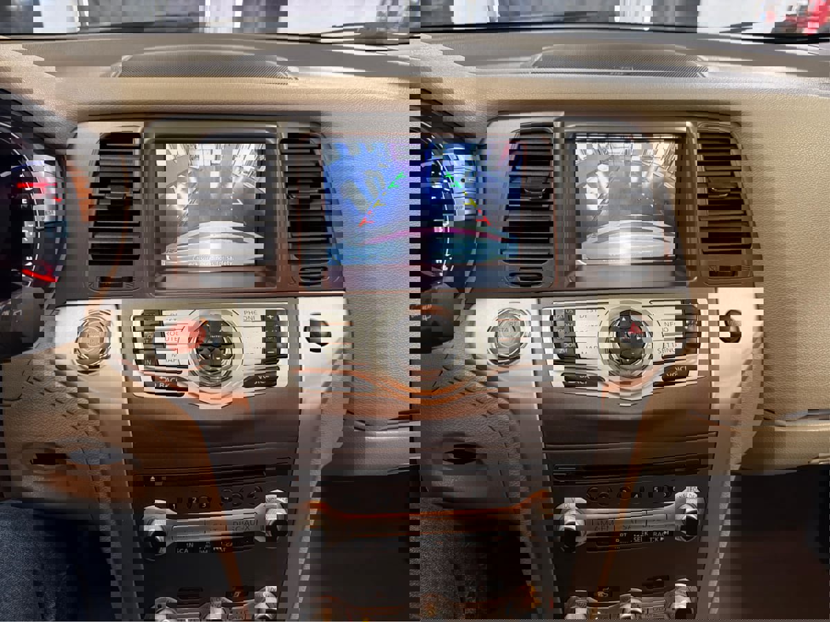 Used 2014 Nissan Murano SV w/ Value Package image 29