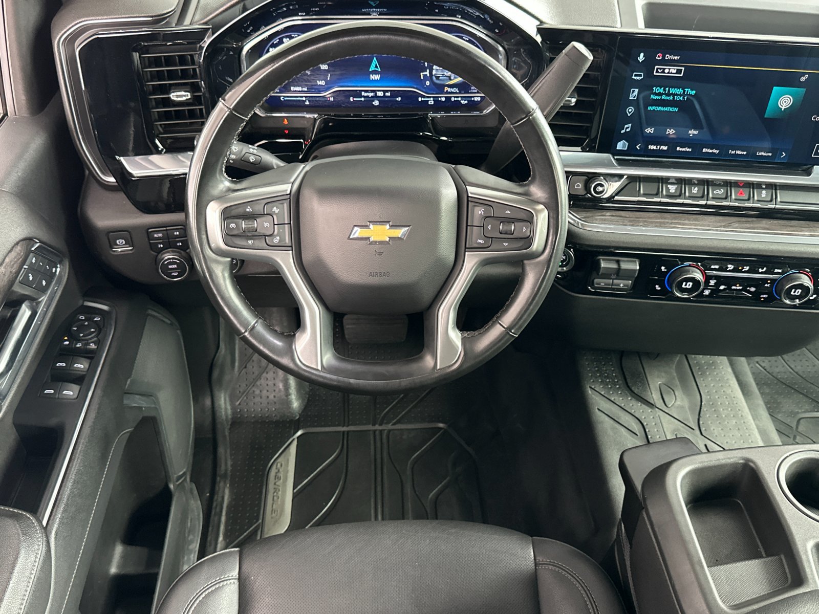 Used 2024 Chevrolet Silverado 2500 LTZ AWD/4WD image 14