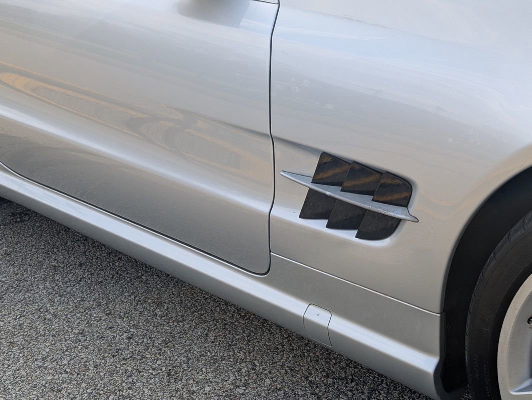 Used 2011 Mercedes-Benz SL 550 w/ Premium I Pkg image 34