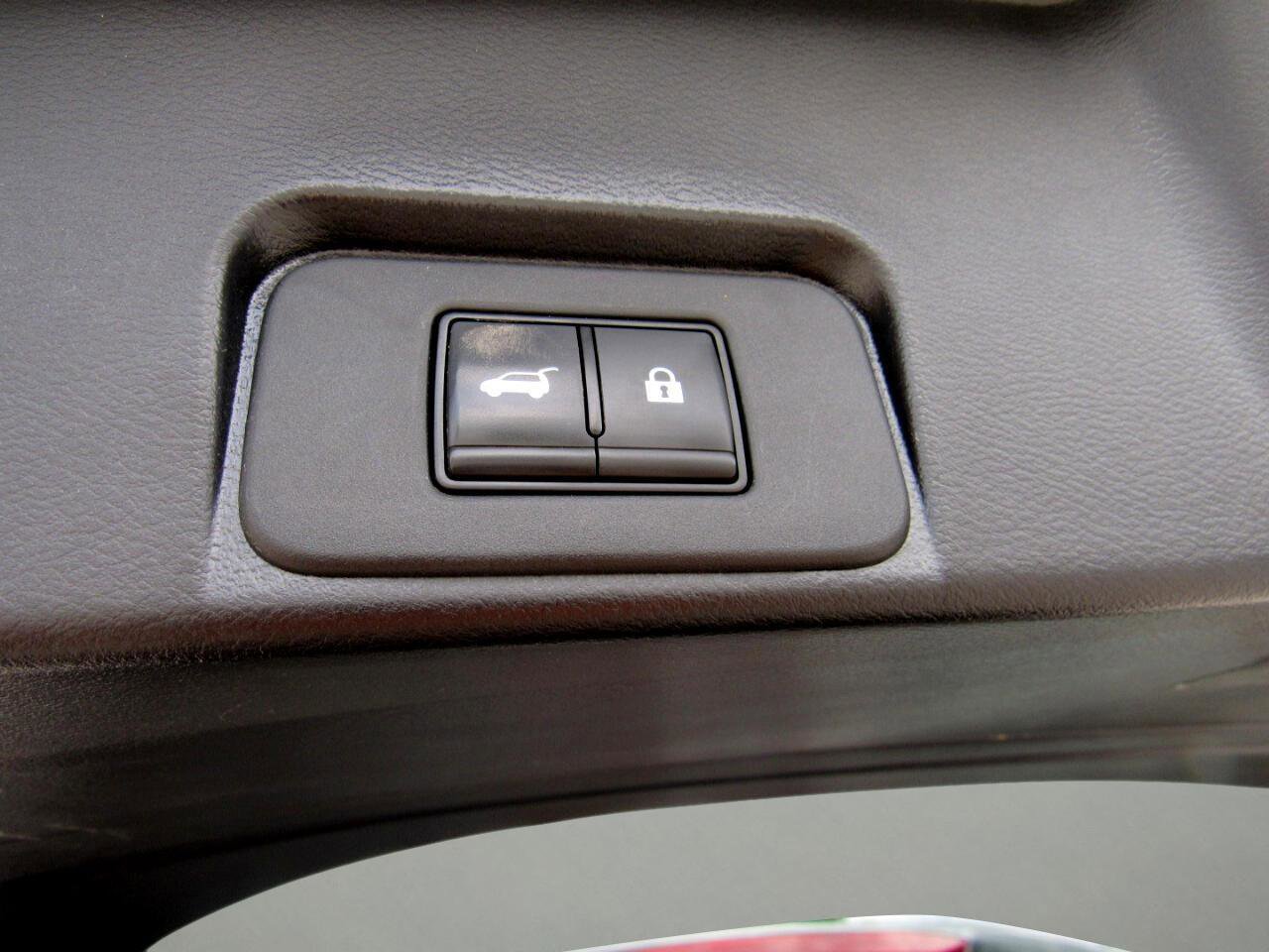 Used 2023 Nissan Rogue SL AWD/4WD image 39