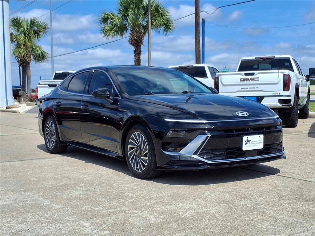 Used 2024 Hyundai Sonata Limited FWD image 4