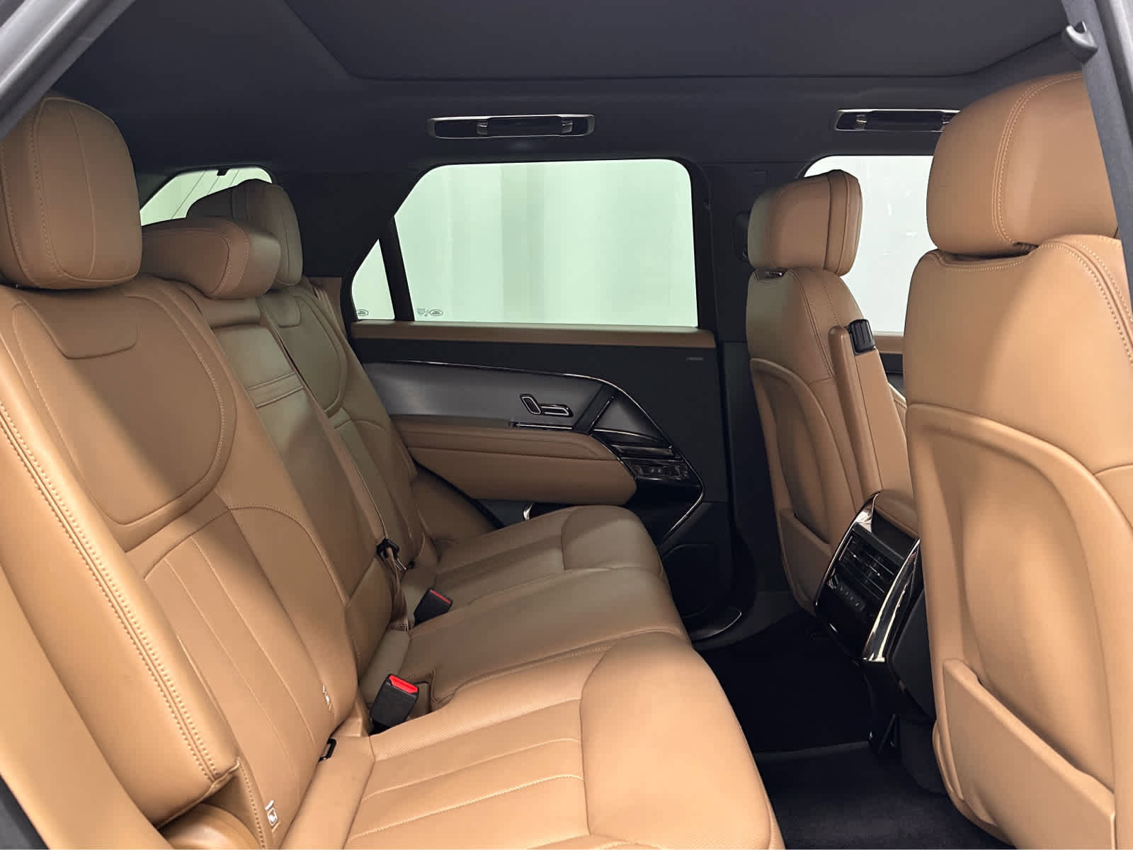 Used 2024 Land Rover Range Rover Sport SE image 20