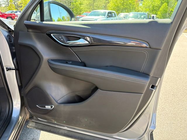 Used 2021 Buick Envision Essence w/ Technology Package I image 14