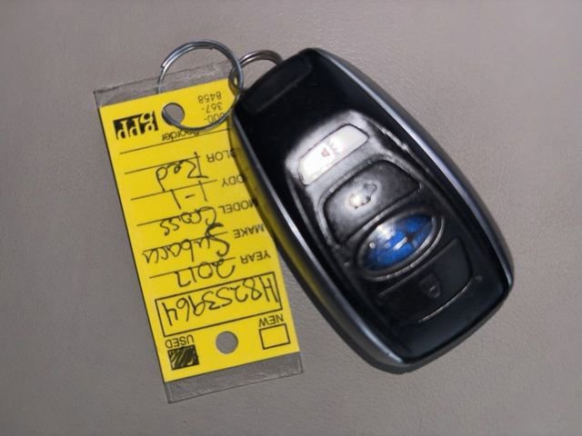 Used 2017 Subaru Crosstrek 2.0i Limited image 17