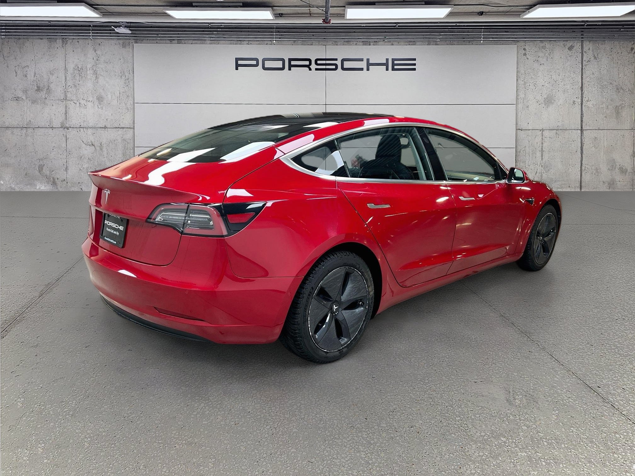 Used 2018 Tesla Model 3 Long Range AWD/4WD image 9