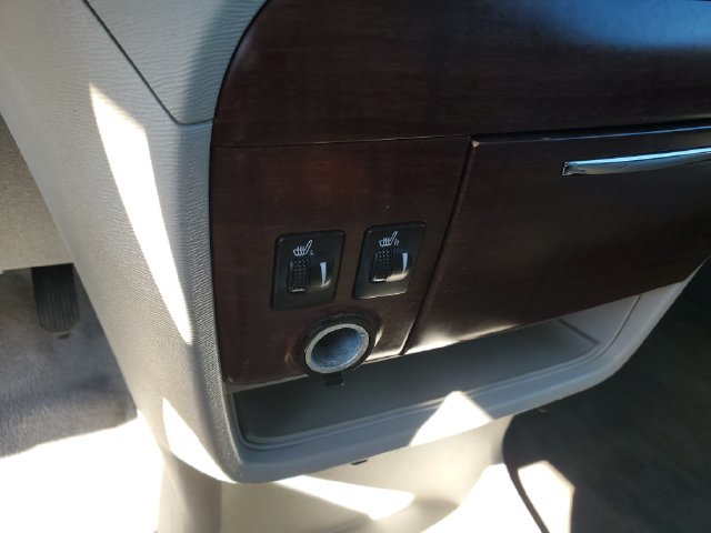 Used 2011 Toyota Sienna XLE FWD image 17