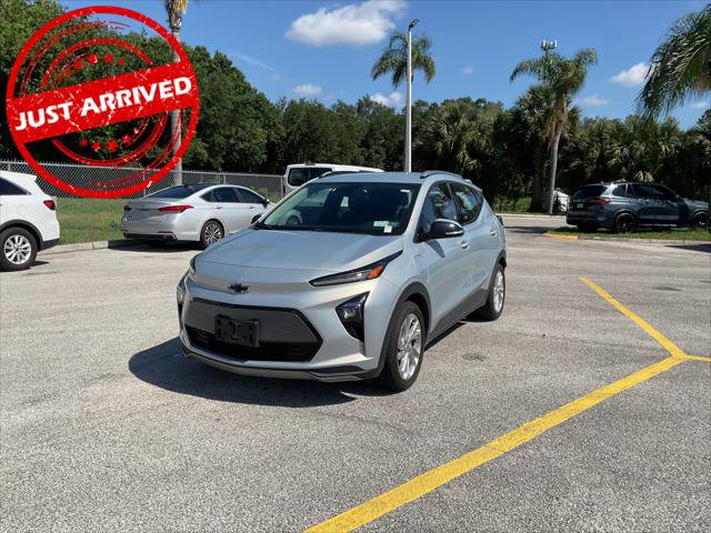 Used 2023 Chevrolet Bolt EUV LT FWD image 2