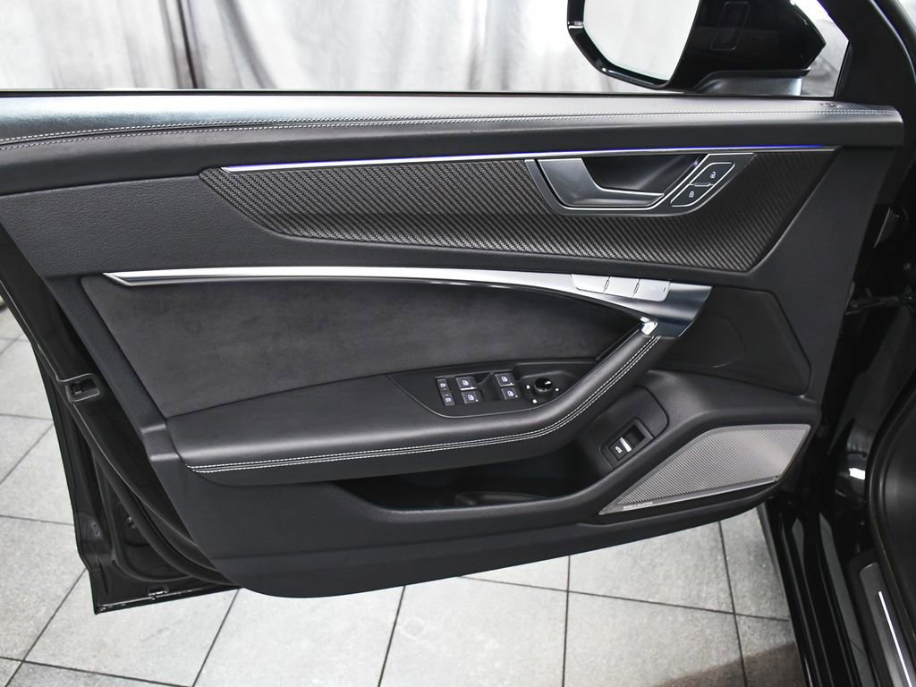 Used 2023 Audi S6 Prestige AWD/4WD image 9
