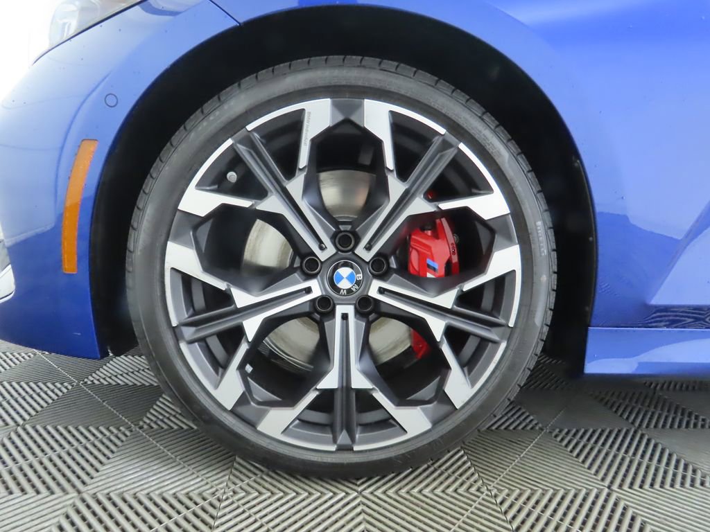 New 2026 BMW 330i Sedan w/ M Sport Package image 31