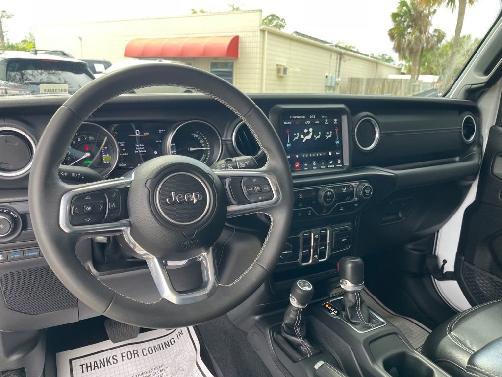 Used 2023 Jeep Wrangler Unlimited Sahara image 13