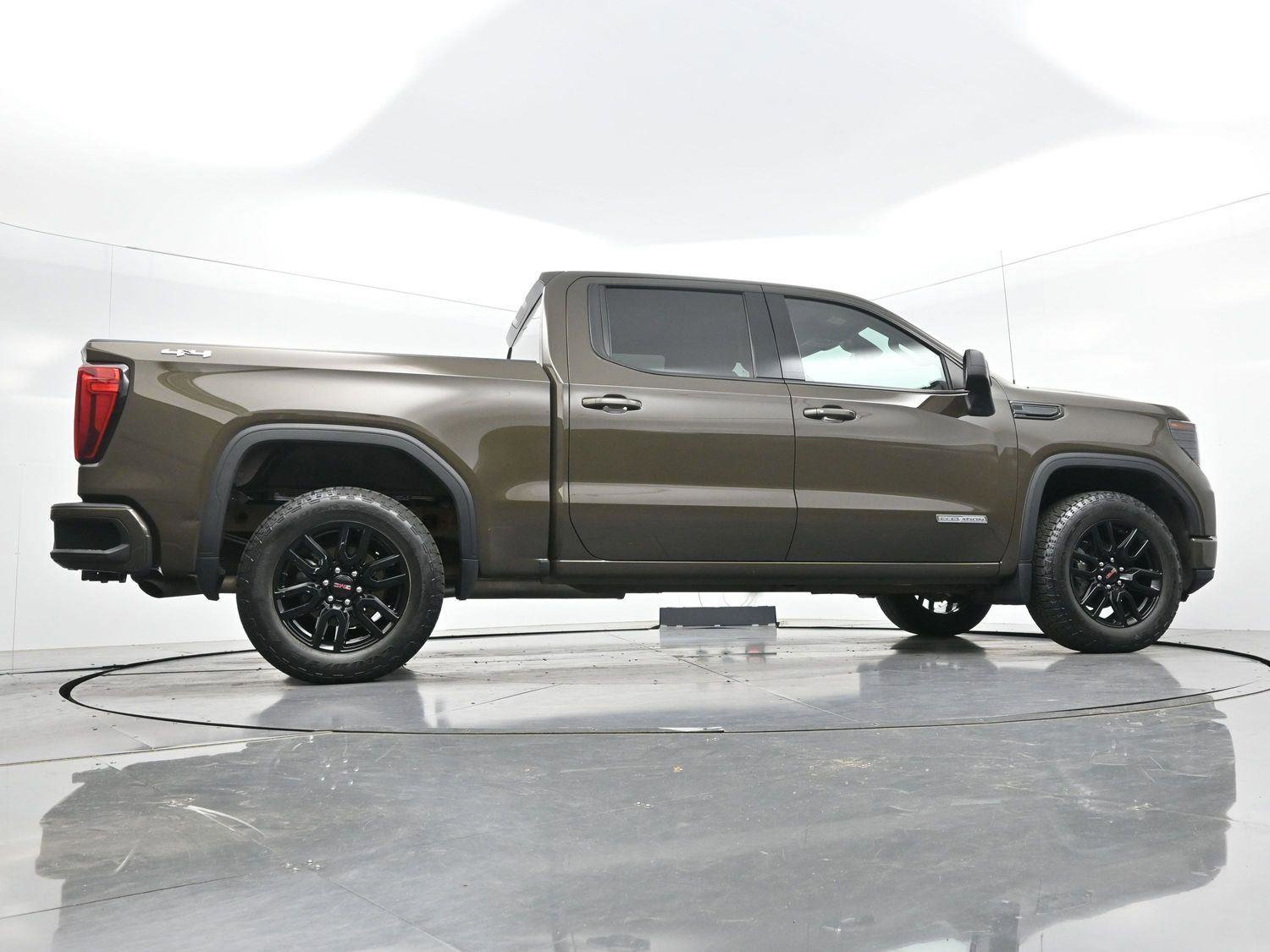 Used 2023 GMC Sierra 1500 Elevation image 46