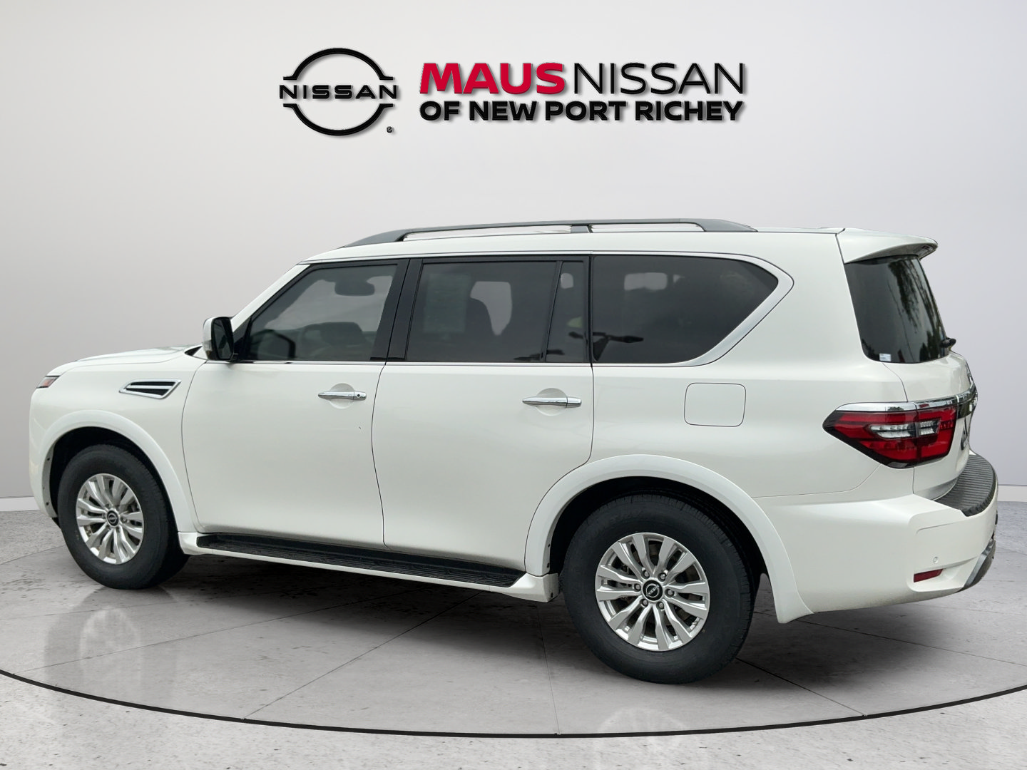 Certified 2023 Nissan Armada SV w/ Cargo Package AWD/4WD image 6