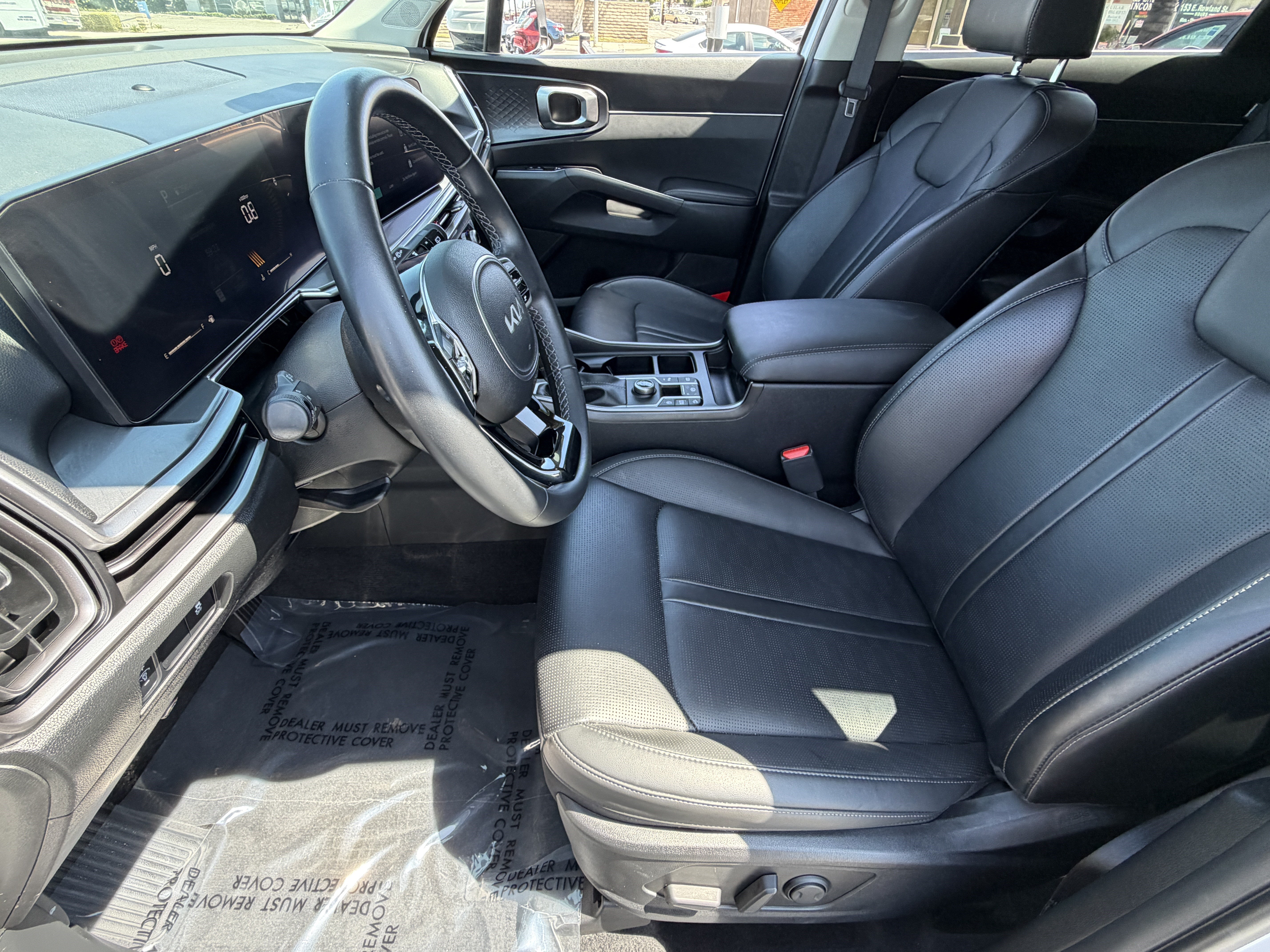 Certified 2025 Kia Sorento S w/ Panoramic Sunroof Package FWD image 15
