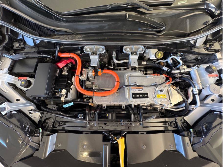 Used 2023 Nissan Ariya AWD image 29