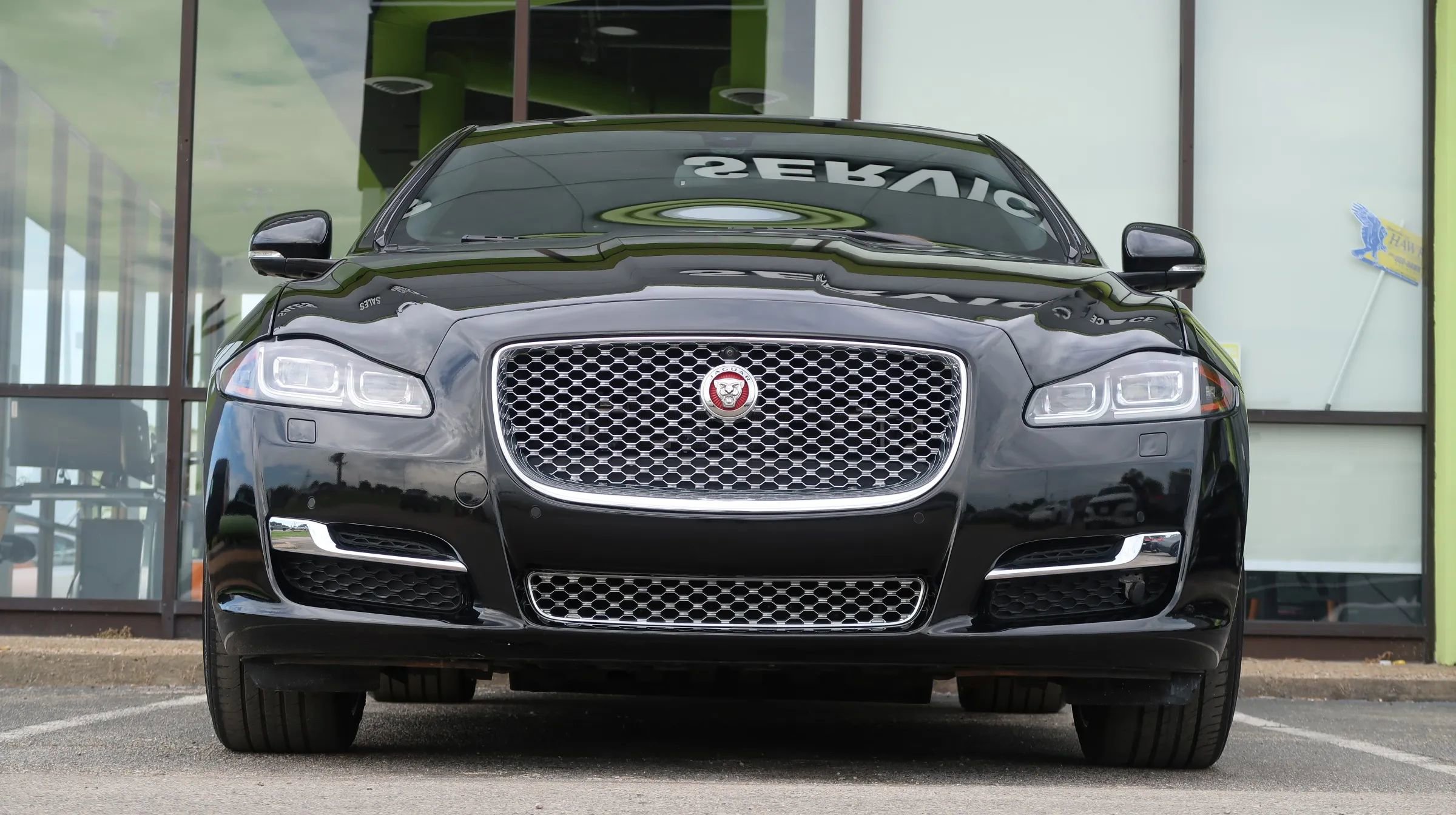 Used 2017 Jaguar XJ R-Sport AWD/4WD image 3