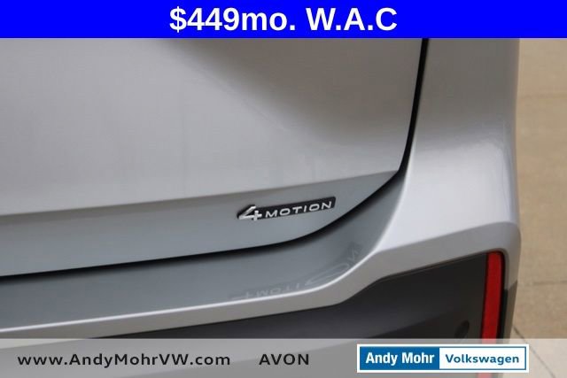 Used 2025 Volkswagen Tiguan SE AWD/4WD image 8