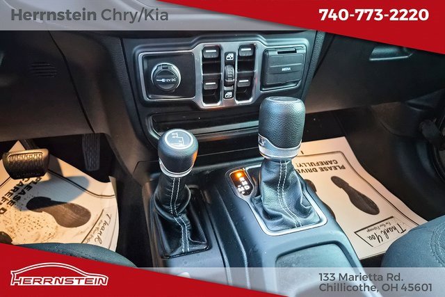 Used 2021 Jeep Gladiator Overland image 11