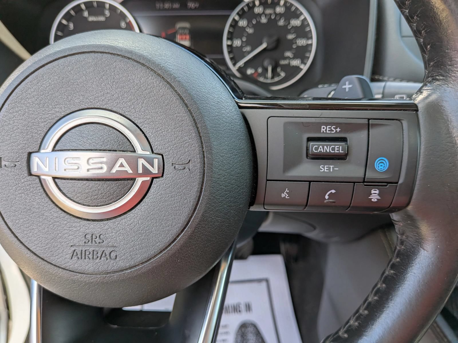 Used 2023 Nissan Rogue SL AWD/4WD image 54