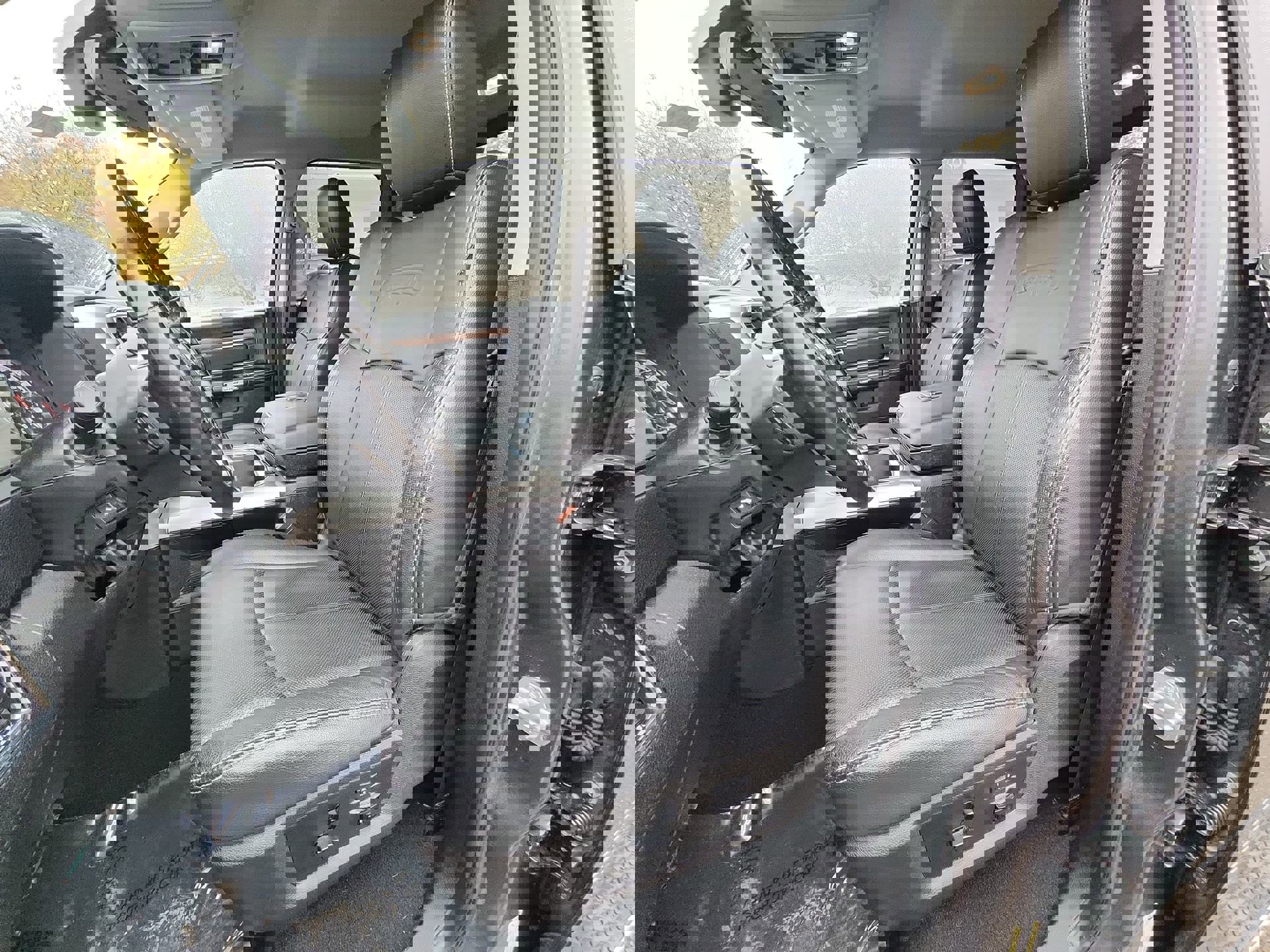 Certified 2019 RAM 1500 Laramie w/ Convenience Group image 13