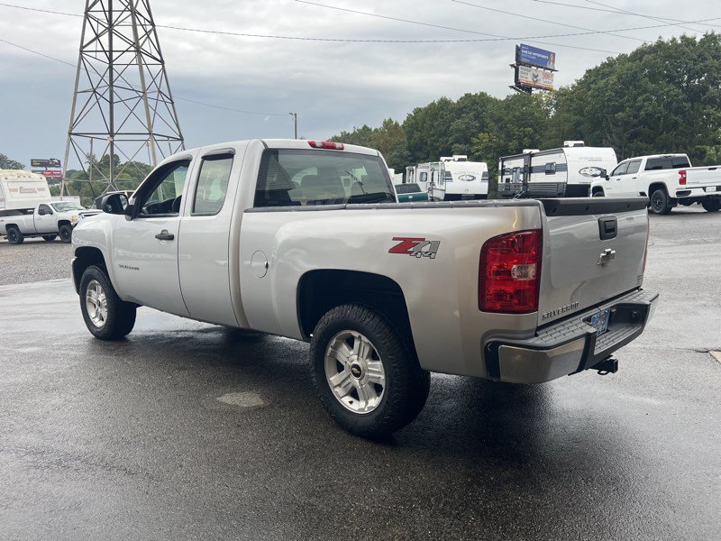 Used 2012 Chevrolet Silverado 1500 W/T AWD/4WD image 4