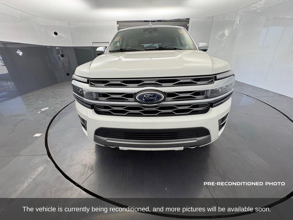 Used 2023 Ford Expedition Max Platinum AWD/4WD image 9