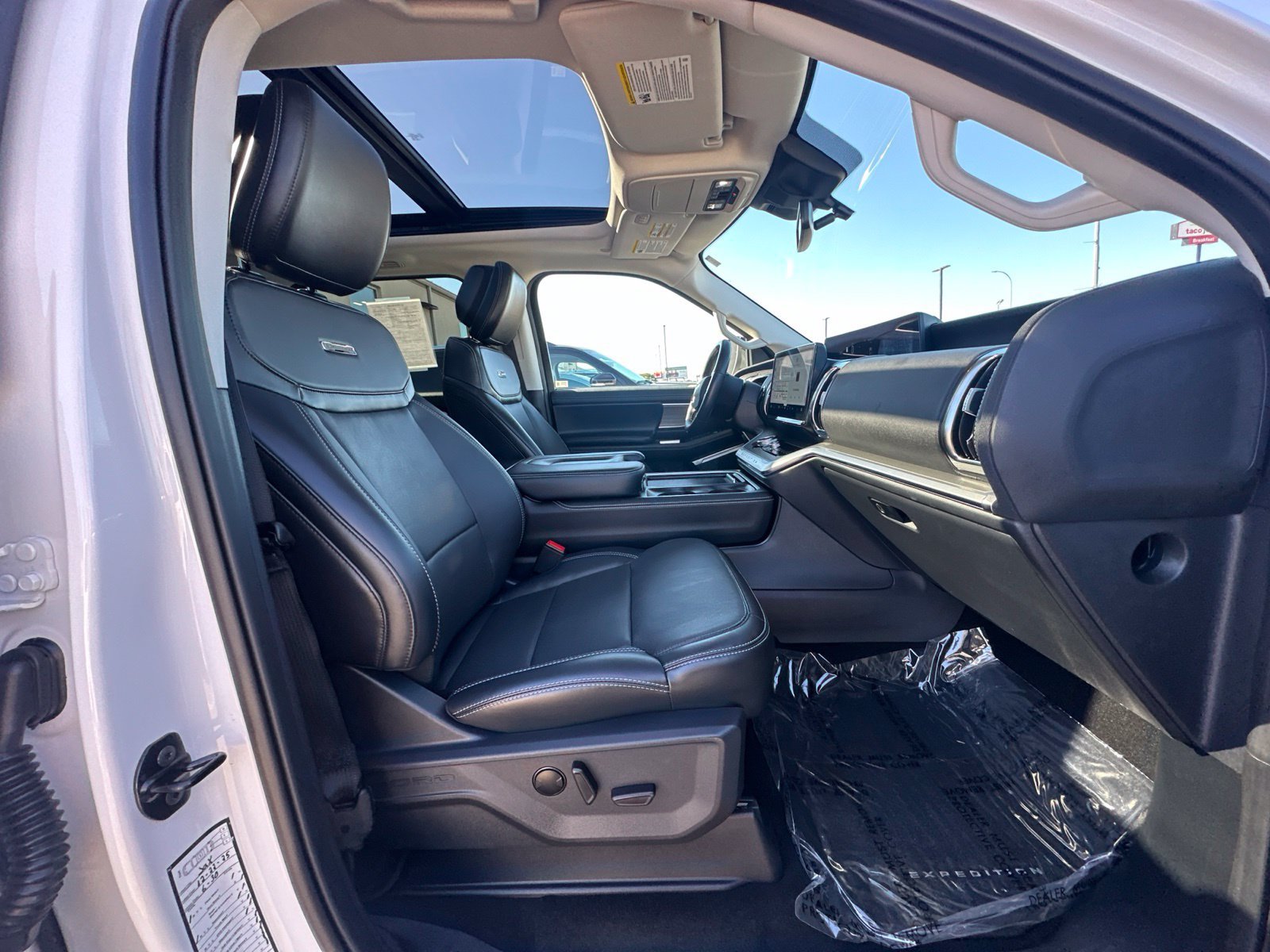 Used 2026 Ford Expedition Max Platinum AWD/4WD image 41