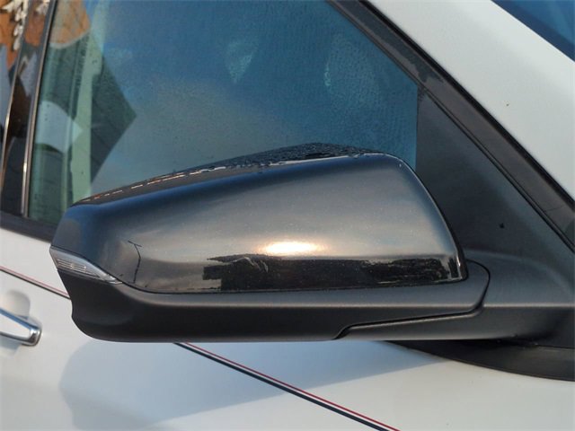 Used 2020 Chevrolet Equinox Premier w/ Premier Redline Edition image 12