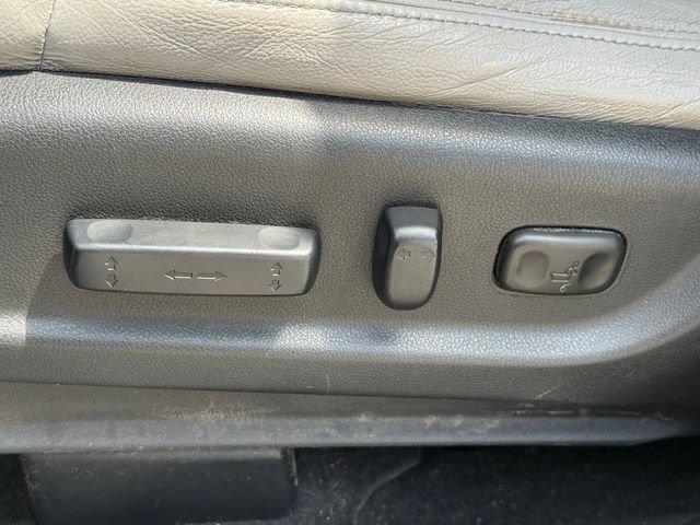 Used 2016 Honda CR-V Touring image 12