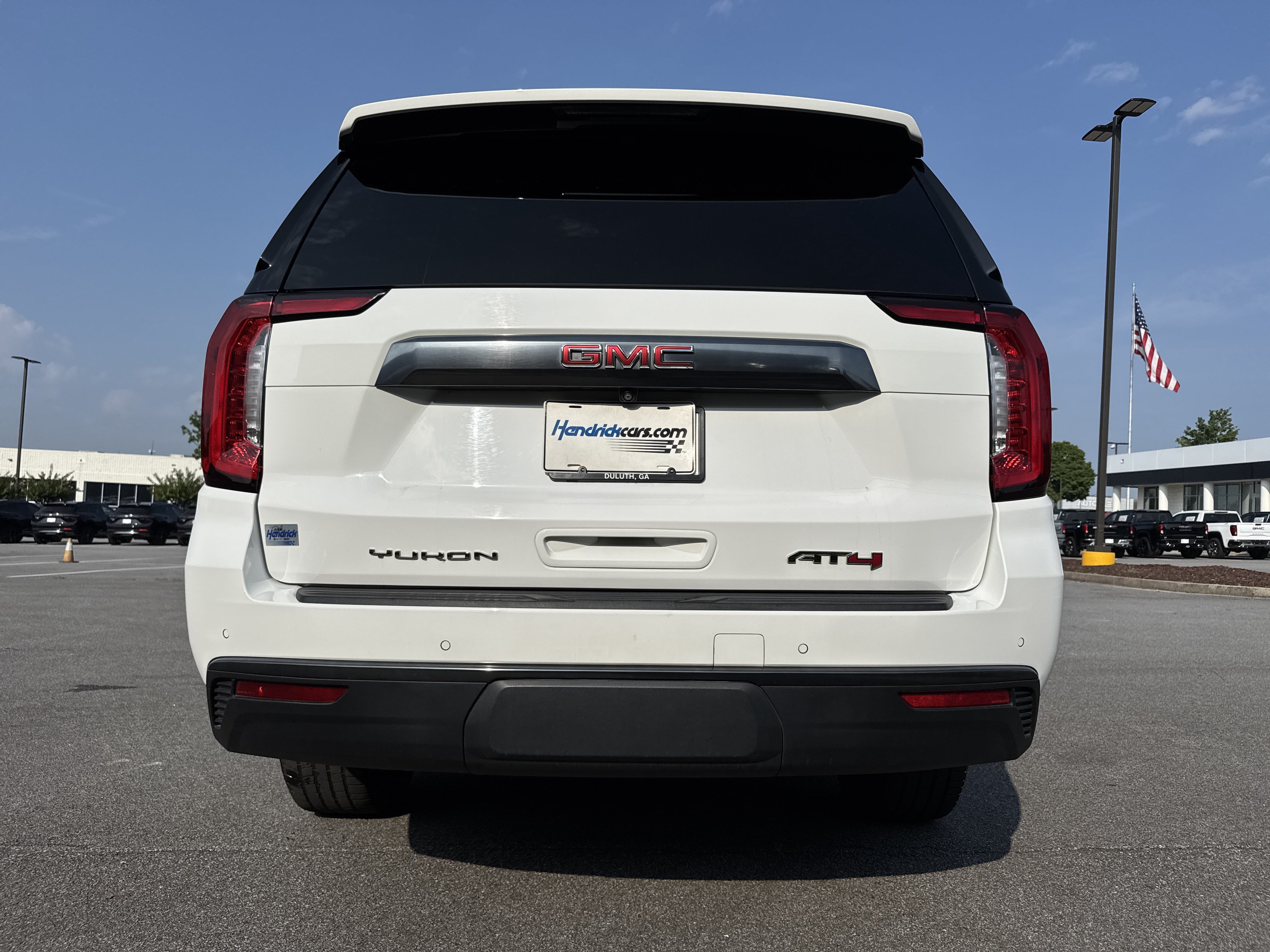 Used 2021 GMC Yukon XL AT4 w/ Rear Media and Nav Package AWD/4WD image 9