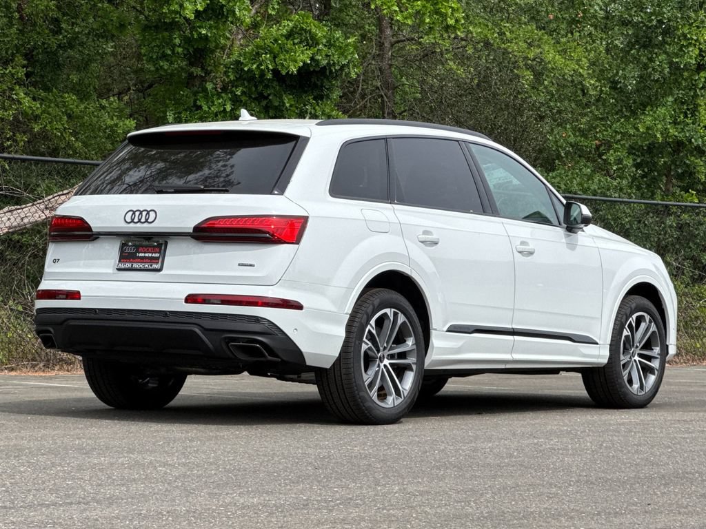 Used 2026 Audi Q7 2.0T Premium Plus w/ Premium Plus Package AWD/4WD image 5