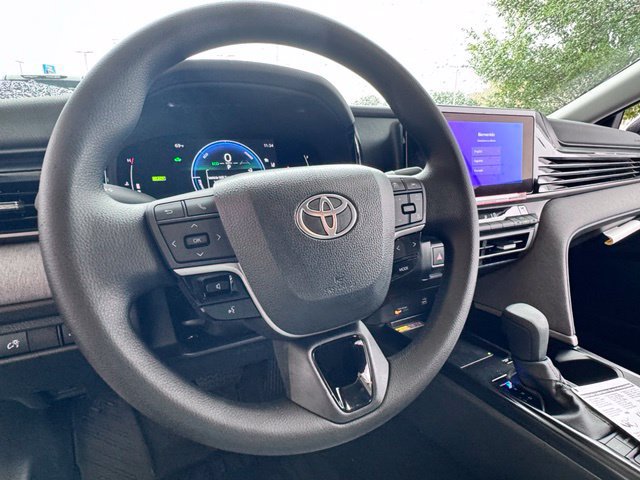 New 2026 Toyota Camry Hybrid FWD image 30