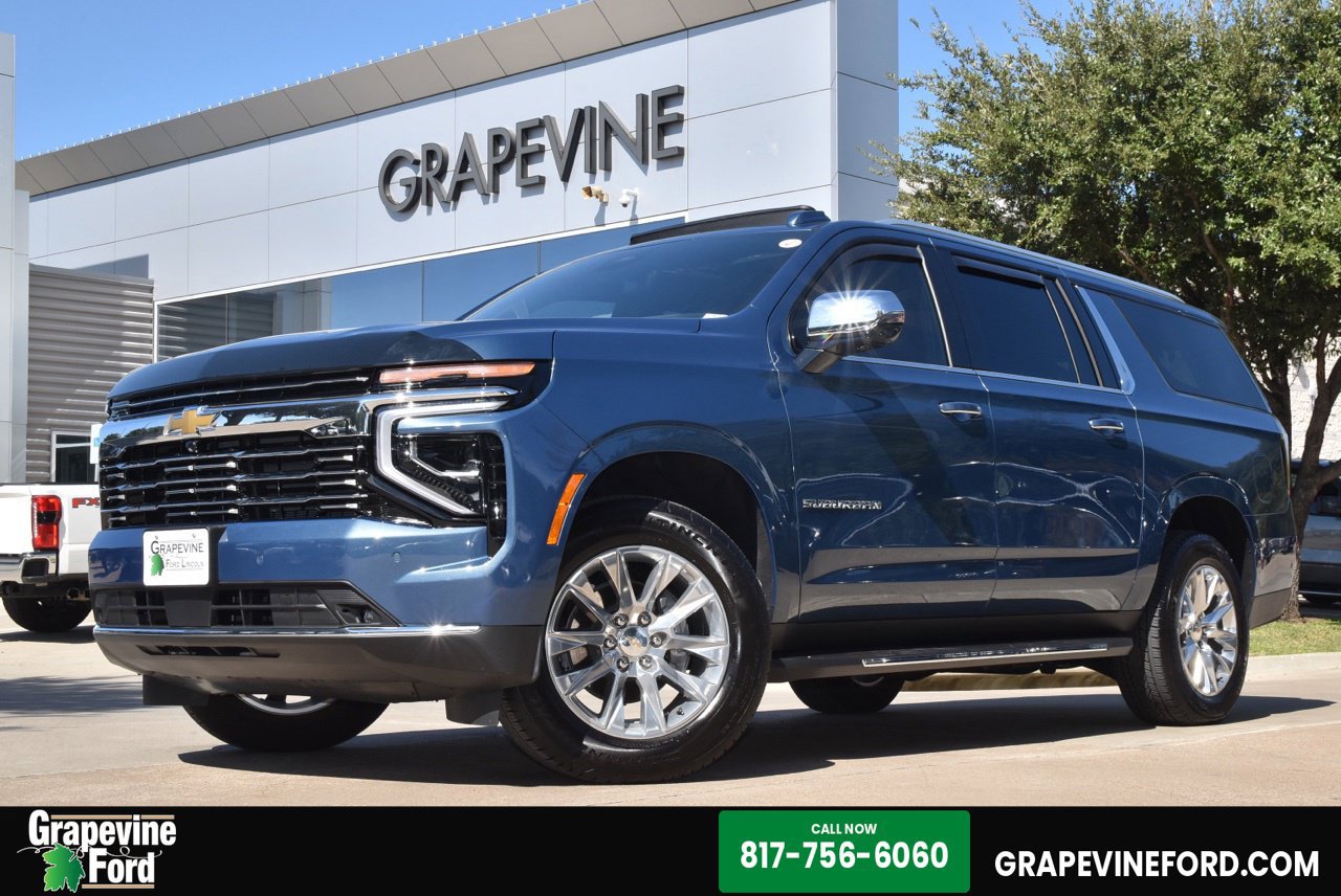 Used 2026 Chevrolet Suburban Premier RWD image 1