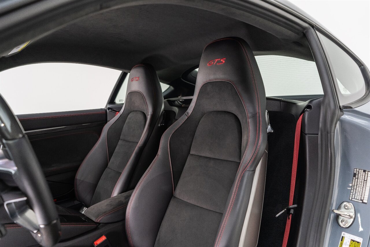 Used 2024 Porsche 718 Cayman GTS RWD image 21