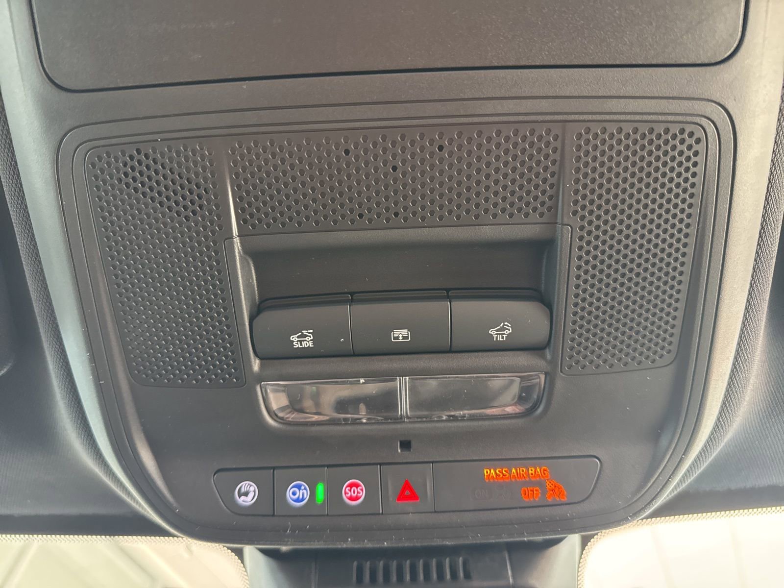 New 2026 Chevrolet Equinox ACTIV w/ Convenience Package III image 35