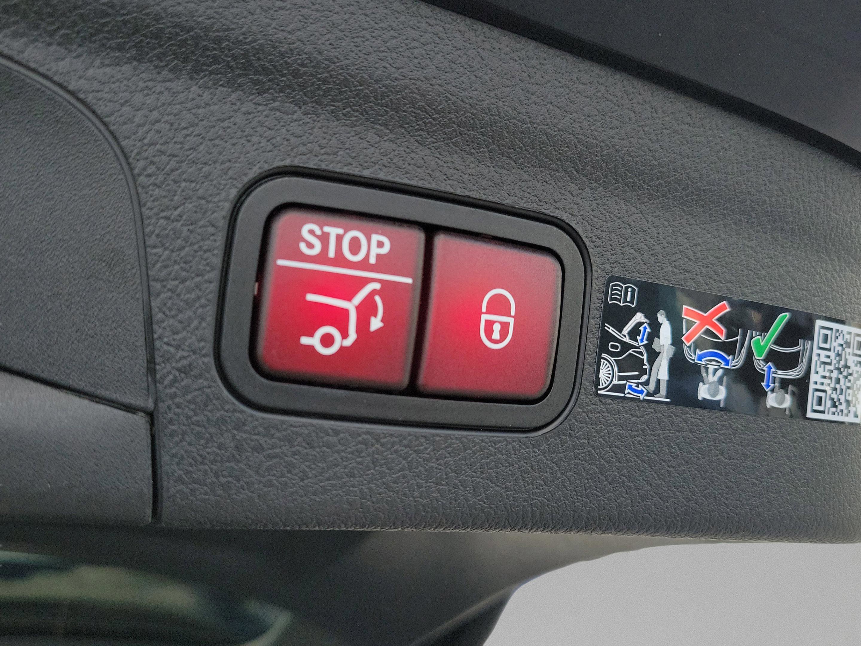 New 2026 Mercedes-Benz GLE 53 AMG 4MATIC image 11