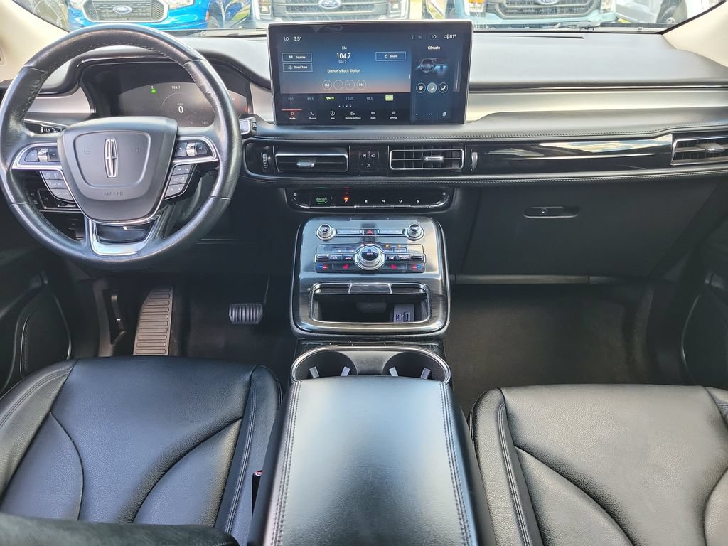 Certified 2023 Lincoln Nautilus FWD w/ Premium Package image 11