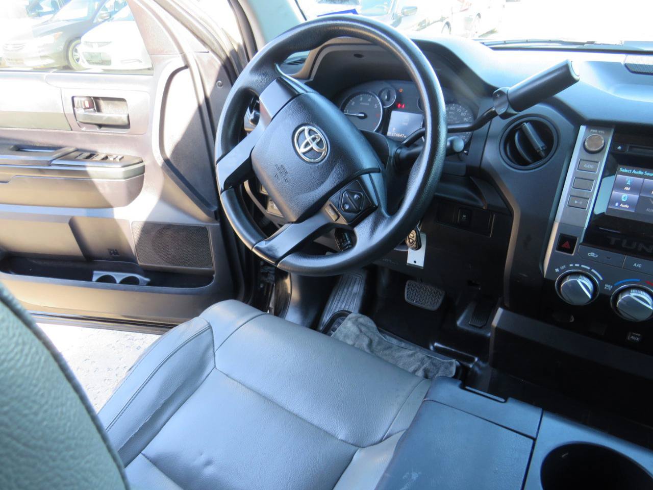 Used 2016 Toyota Tundra SR w/ Tow Package RWD image 34