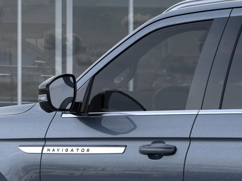 New 2026 Lincoln Navigator L Reserve AWD/4WD image 19