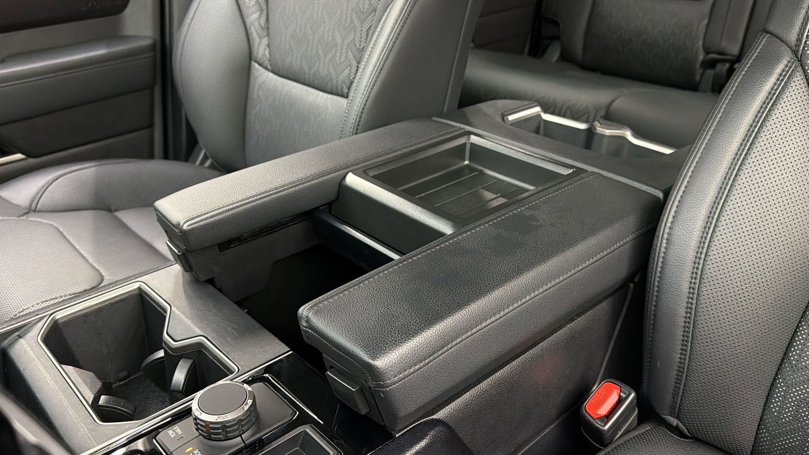 Used 2024 Toyota Tundra SR5 w/ SR5 Premium Package image 31