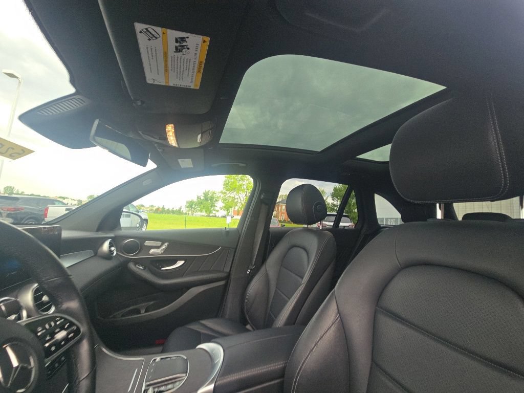 Used 2022 Mercedes-Benz GLC 300 4MATIC image 15