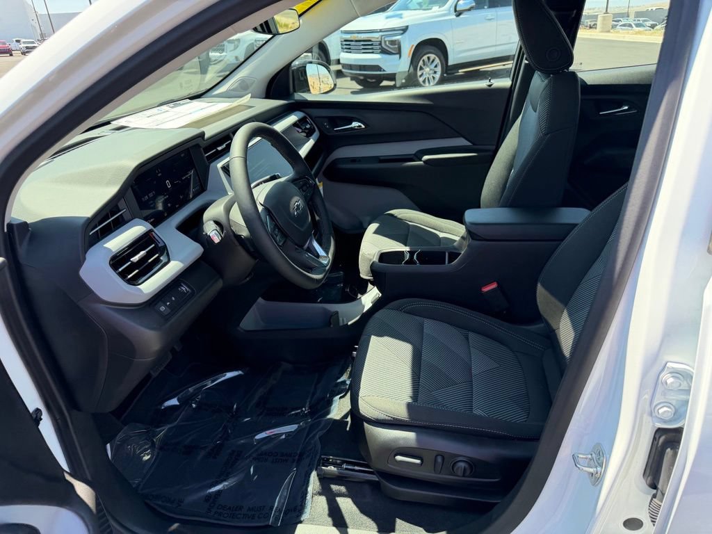 New 2027 Chevrolet Bolt LT w/ Comfort Package FWD image 10