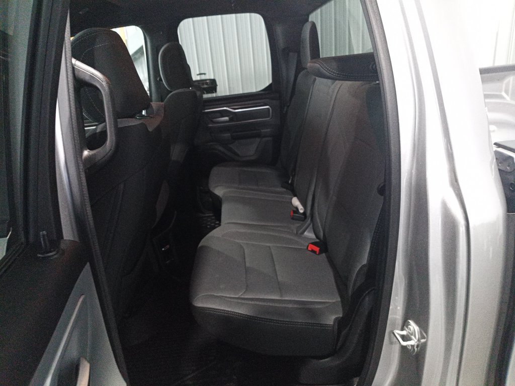 Used 2022 RAM 1500 Big Horn AWD/4WD image 14