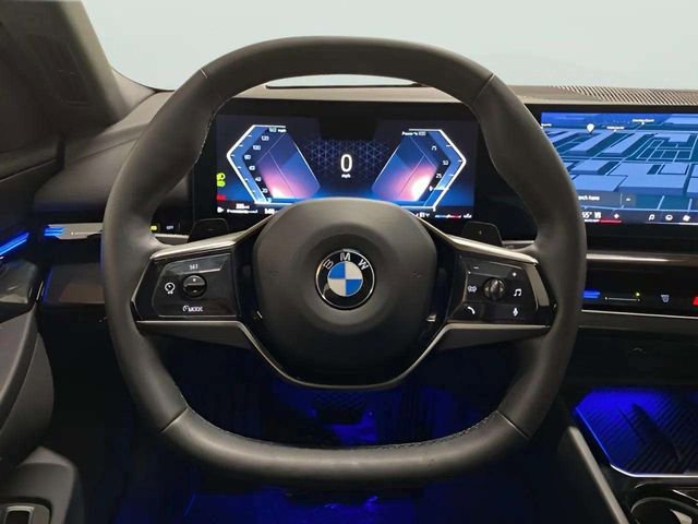 Used 2025 BMW 530i RWD image 13