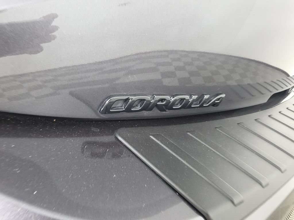 Used 2024 Toyota Corolla XSE FWD image 11