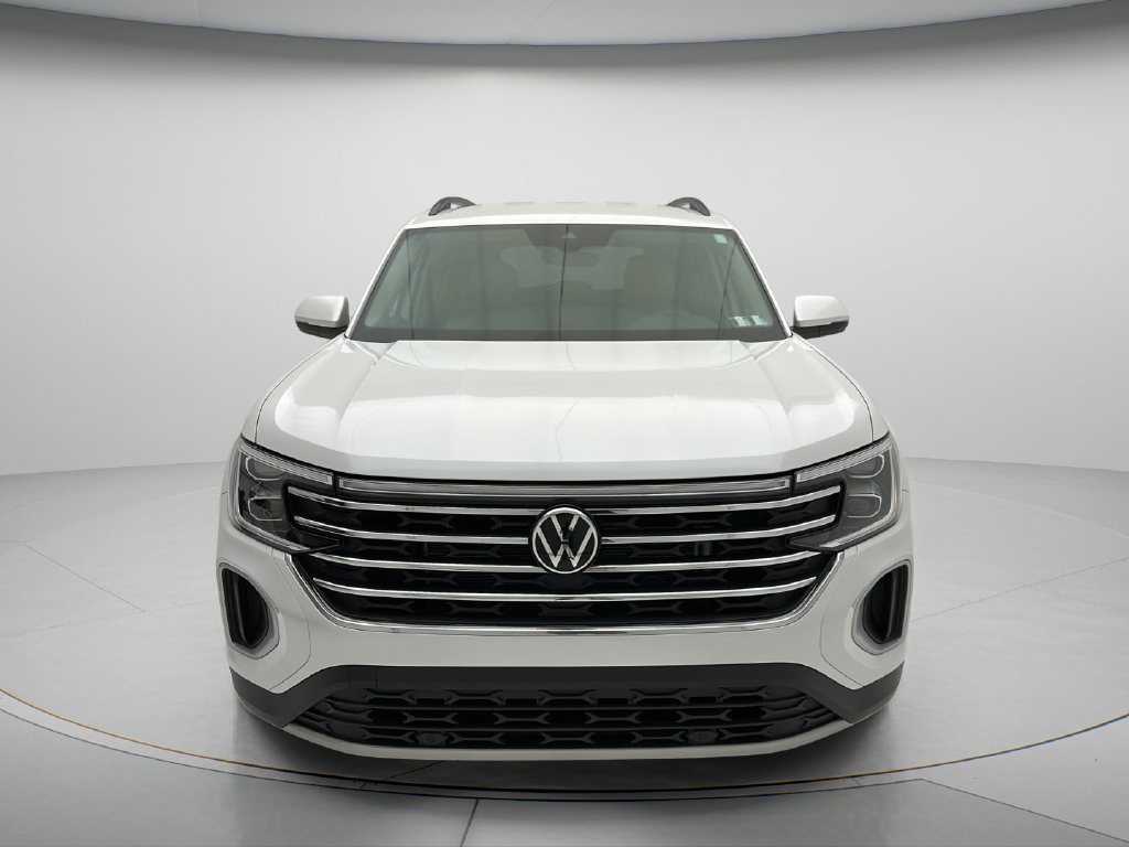 Used 2026 Volkswagen Atlas SE AWD/4WD image 2