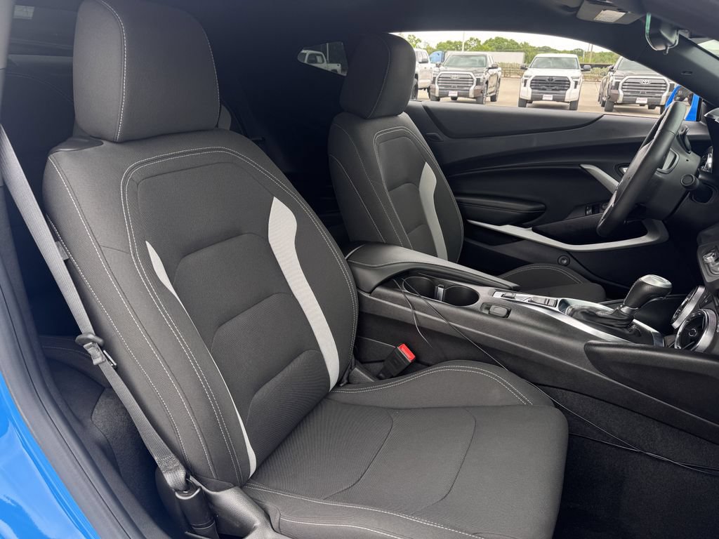 Used 2023 Chevrolet Camaro SS RWD image 26