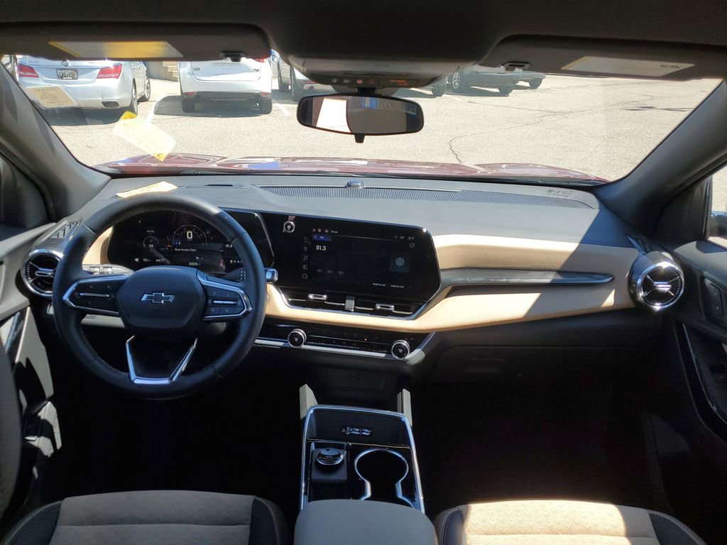 Used 2025 Chevrolet Equinox ACTIV AWD/4WD image 27