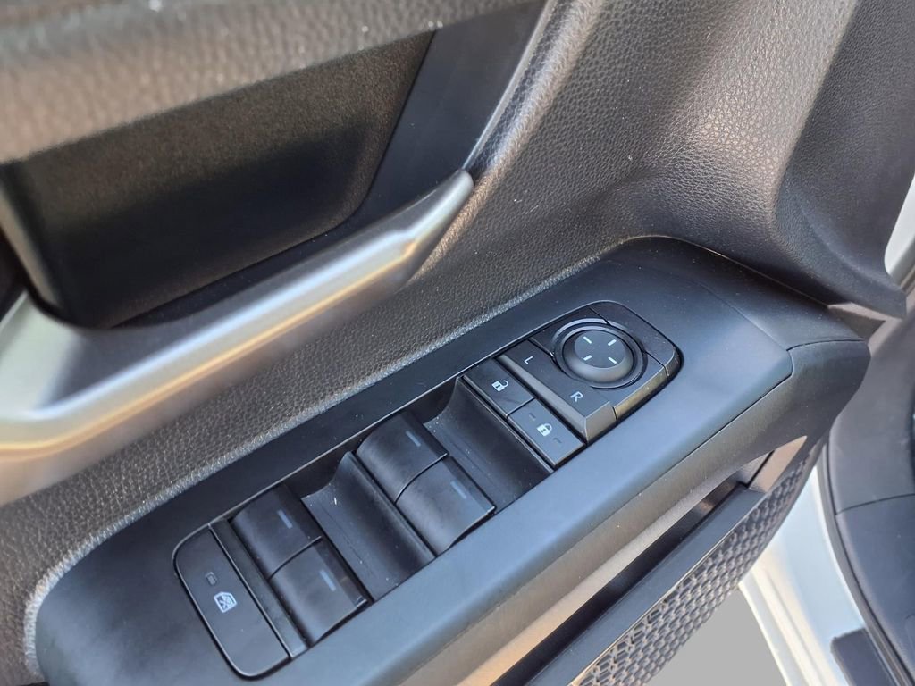 Used 2025 Toyota Tacoma SR5 image 20